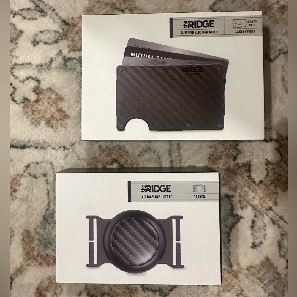 Ridge Carbon Fiber Wallet and AirTag Cash Strap. NWT